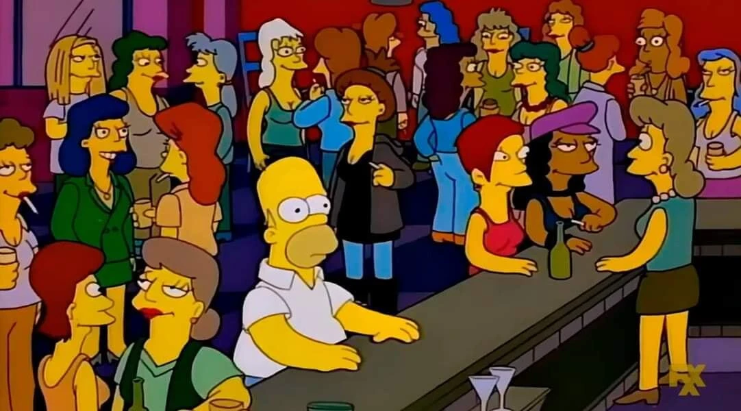 Plantilla de Homero en un bar rodeado de mujeres